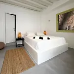 Agnes Mykonos