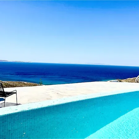 Agnes Mykonos
